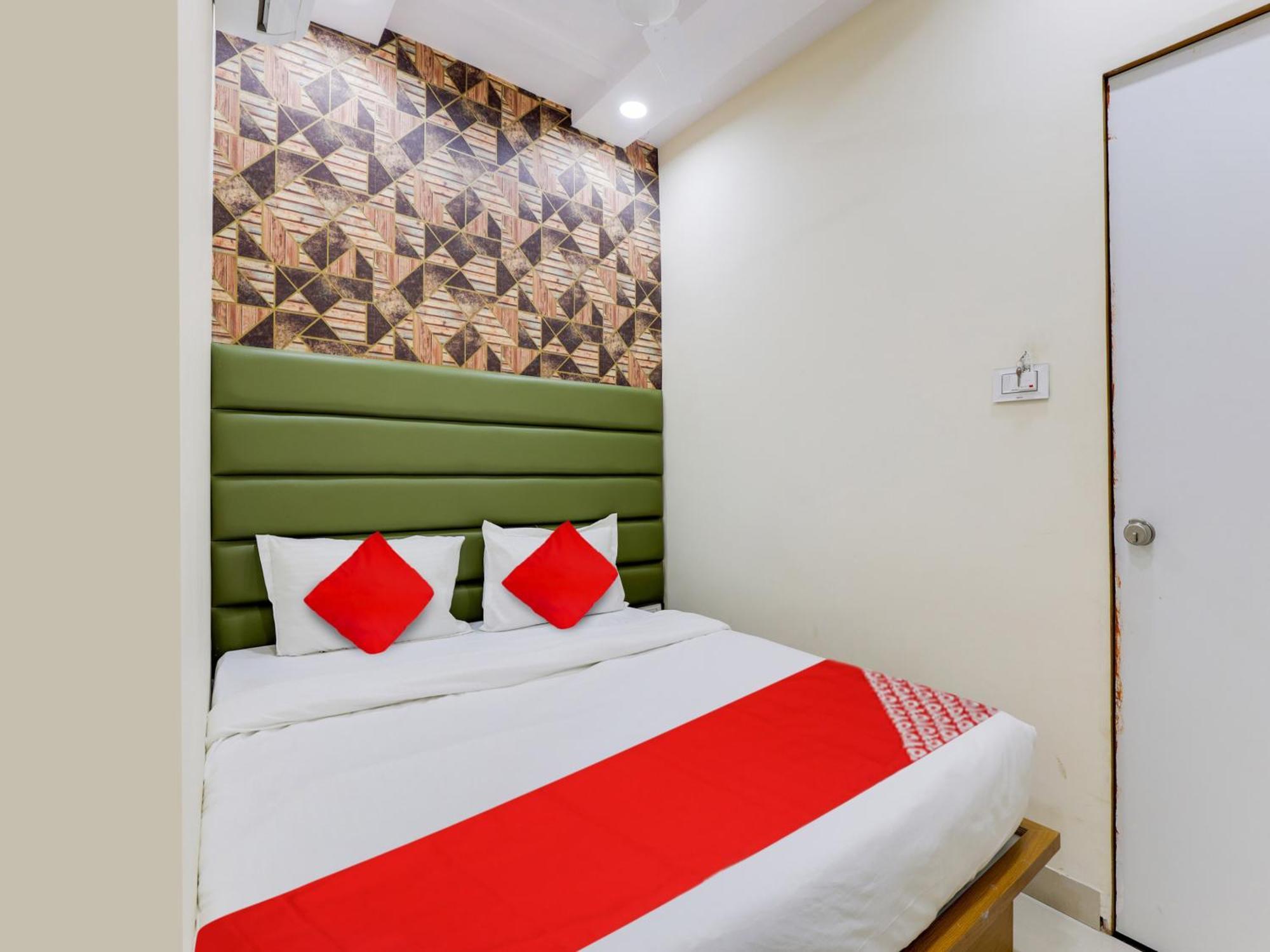 Hotel O Kb Villa Ahmedabad Exterior foto